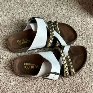 White mountain sandals